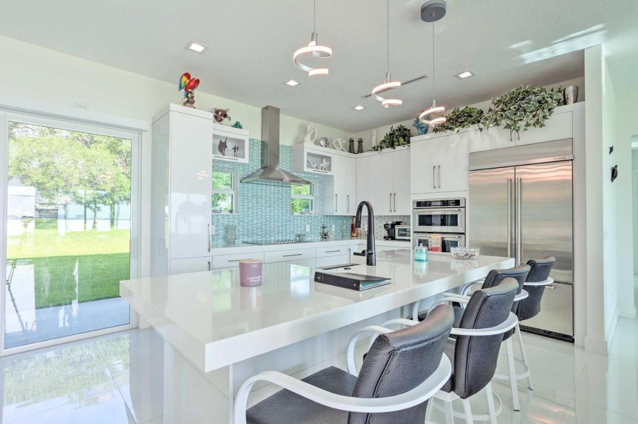 Sleek Fort Pierce Vacation Rental With Private Dock! Bagian luar foto